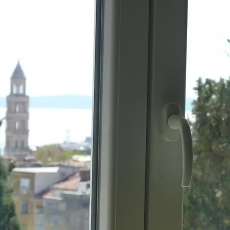 Fragola Apartment