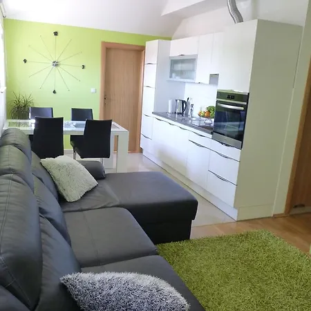 Fragola Apartment Split