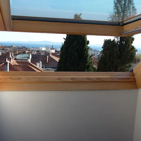 Fragola Apartment